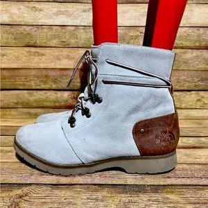 North Face boots, women’s 10